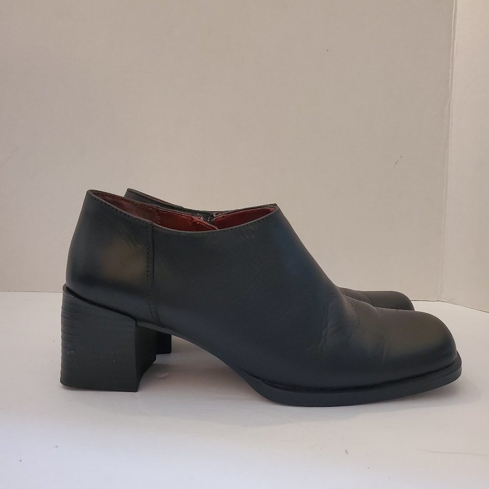 Laura Scott Ankle Boots Samuel